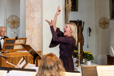 Dirigat in der Kirche