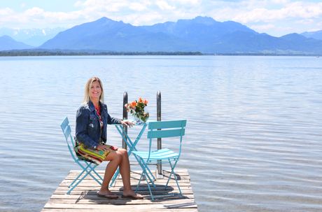 Auf dem Steg am Chiemsee